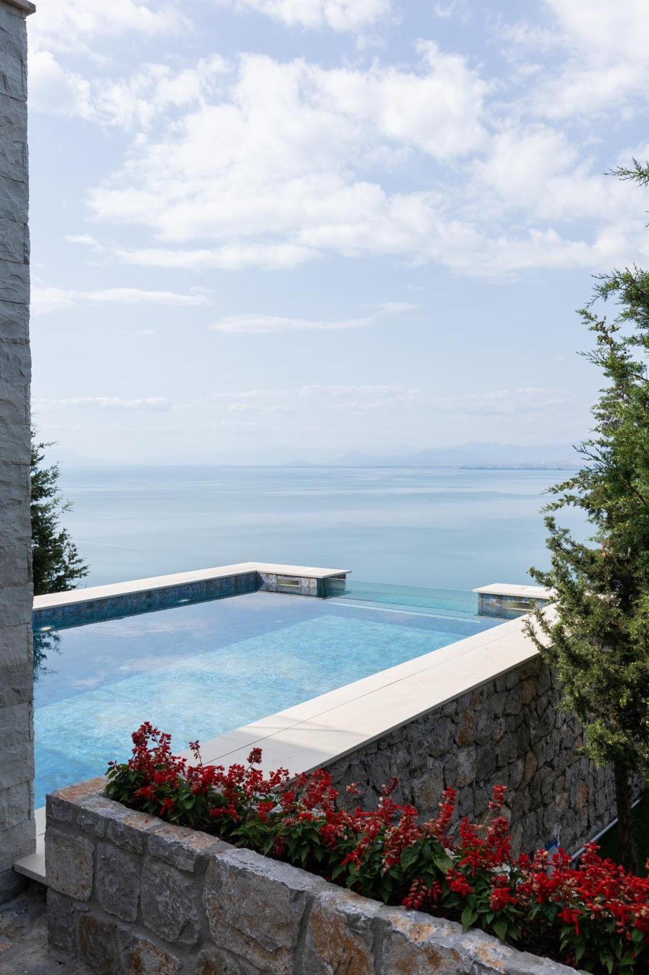 The Luxury Villa Shiroka ภายนอก รูปภาพ