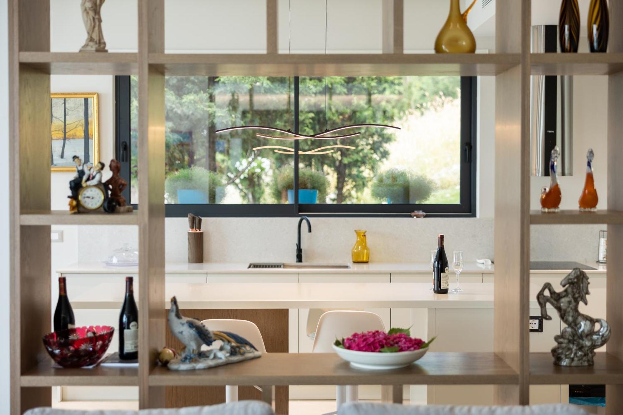 The Luxury Villa Shiroka ภายนอก รูปภาพ