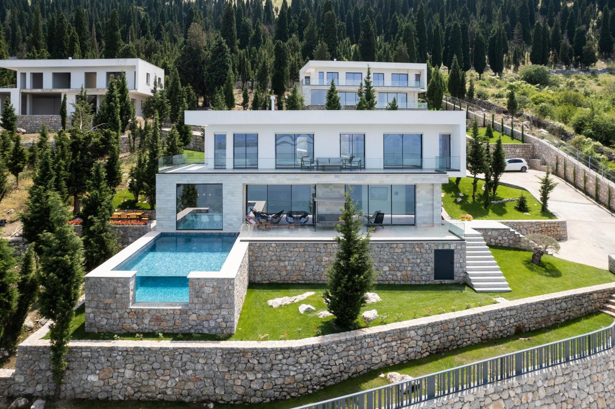 The Luxury Villa Shiroka ภายนอก รูปภาพ
